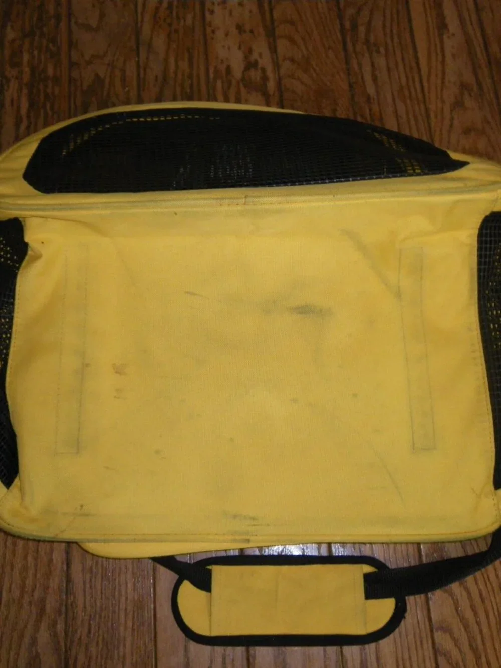Southwest Airlines Expandable Pet Carrier Mesh Sides Vented Travel Bag Dog Cat